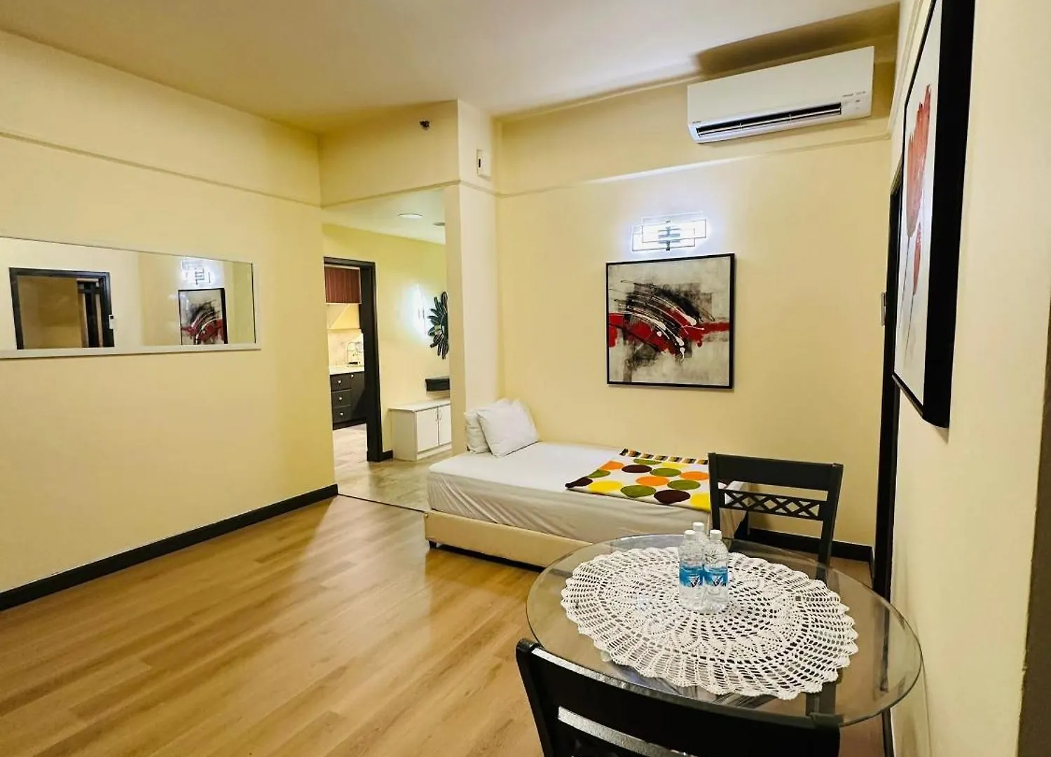Family Suites At Times Square Apartment
