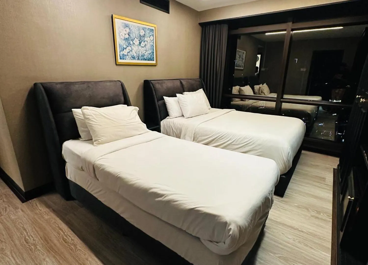 Family Suites At Times Square